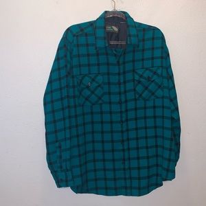 Pine Grove vintage plaid double pocket long sleeve button down flannel shirt